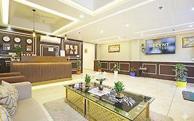 Hotel Decent Suites - Delhi Airport